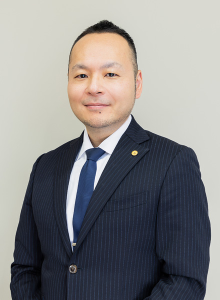 清水雄大行政書士の肖像